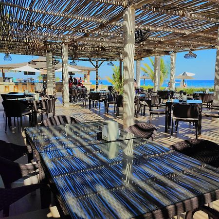 Sandy Beach Hotel & Resort Al Aqah Dış mekan fotoğraf