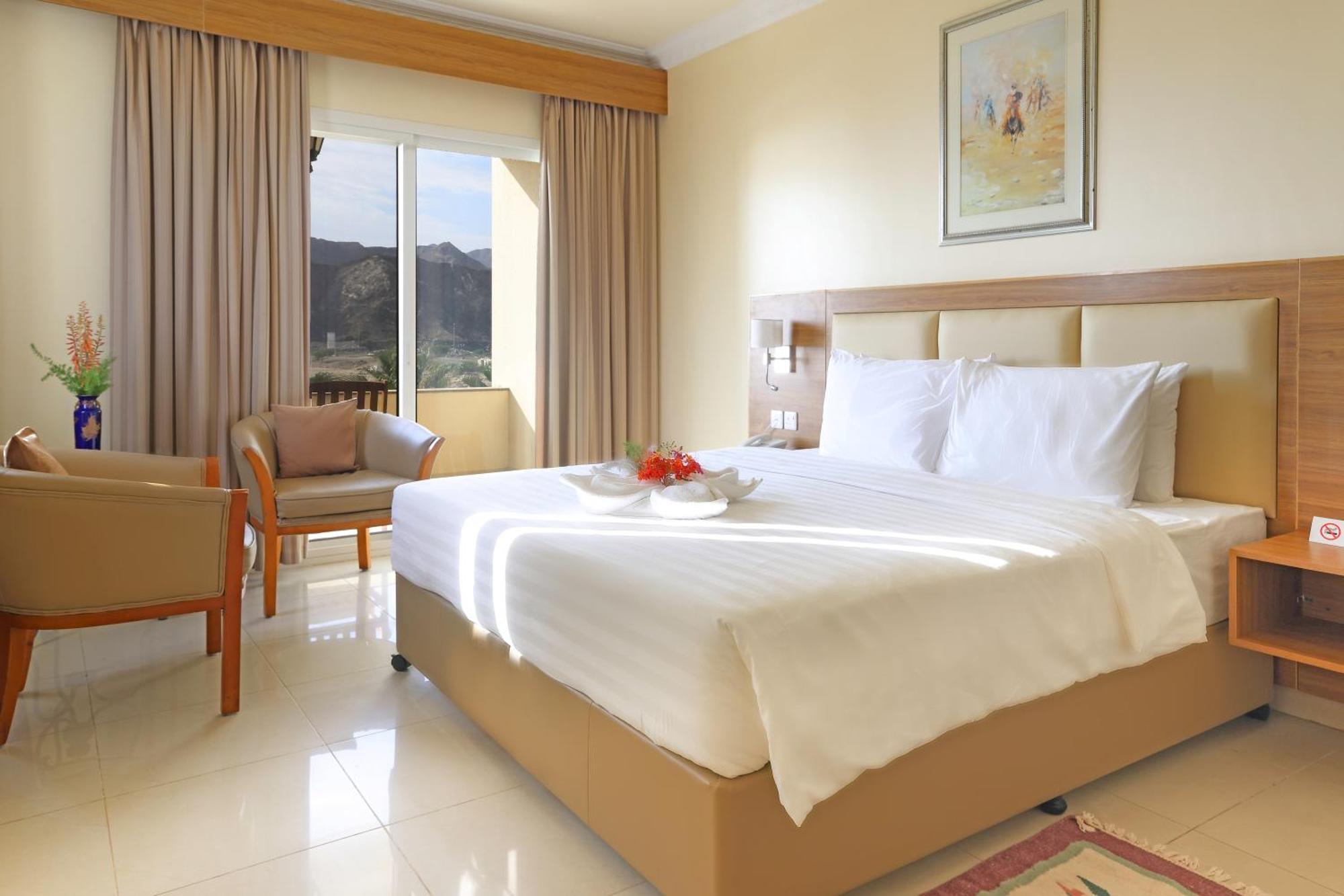 Sandy Beach Hotel & Resort Al Aqah Dış mekan fotoğraf