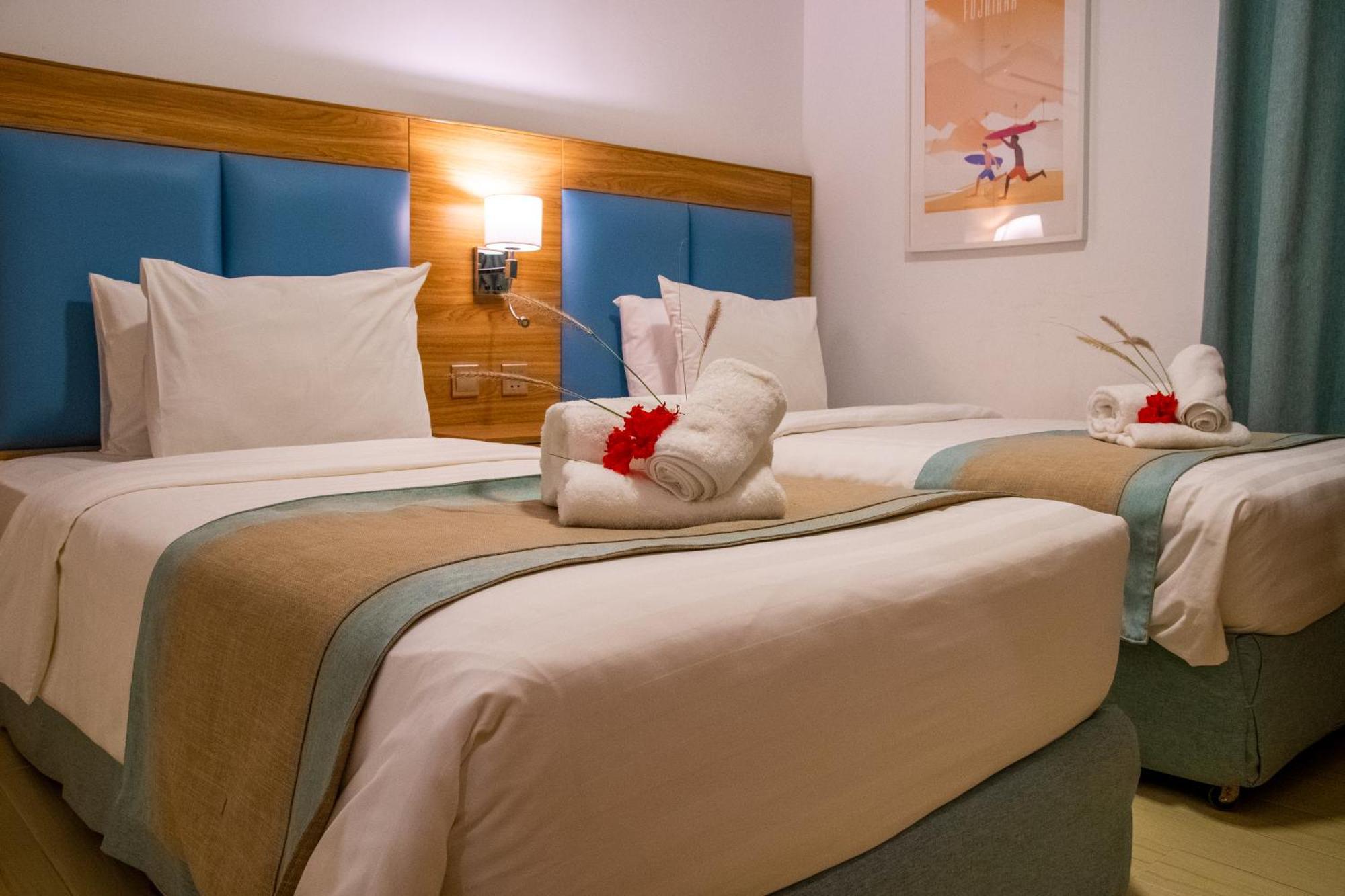 Sandy Beach Hotel & Resort Al Aqah Dış mekan fotoğraf