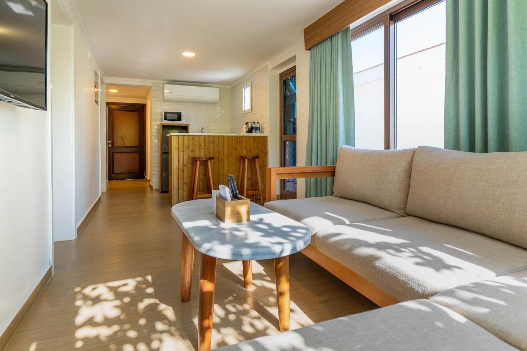 Sandy Beach Hotel & Resort Al Aqah Dış mekan fotoğraf